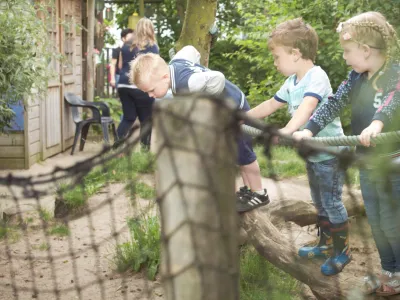 PUUR