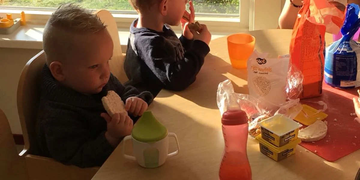 Kinderen bij Schip a Hoi