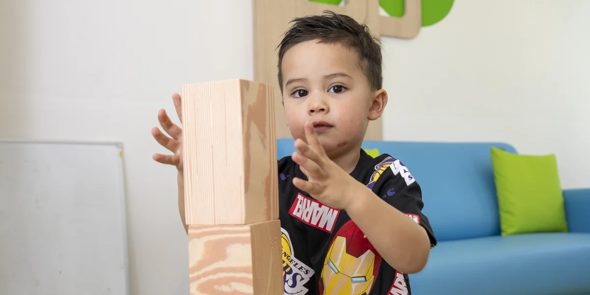 Toren van kindje blijft staan
